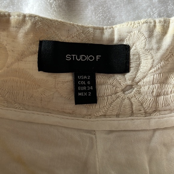 Short studio F Colombia - Picture 4 of 5